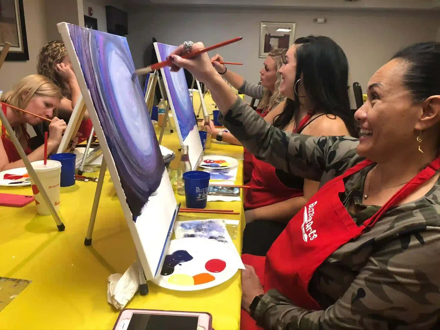 A Buzzed Arts paint night in progress